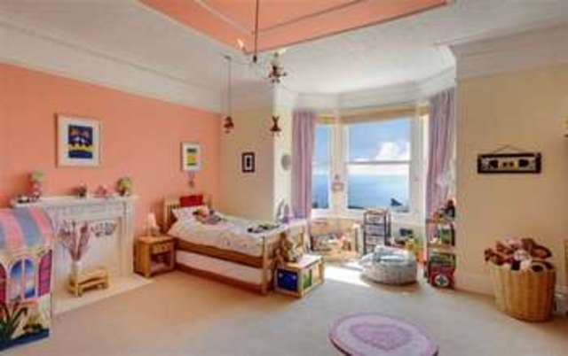  Image of 6 bedroom Detached house to rent in Lincombe Drive Torquay TQ1 at TORQUAY Devon, TQ1 2LP