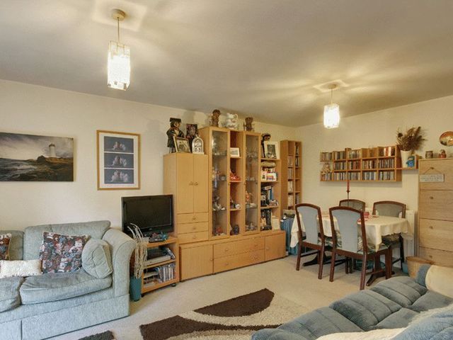  Image of 1 bedroom Flat for sale in Woodfield Road Crawley RH10 at Woodfield Road Northgate Crawley, RH10 8AH