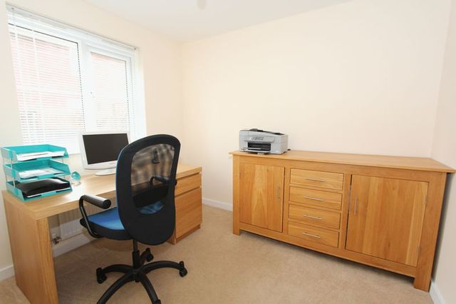  Image of 3 bedroom Terraced house for sale in Woodheys Park Kingswood Hull HU7 at Woodheys Park Kingswood Hull, HU7 3AN