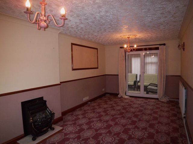  Image of 3 bedroom Semi-Detached house for sale in Woodhouse Place Tuxford Newark NG22 at Woodhouse Place Tuxford Newark, NG22 0HX