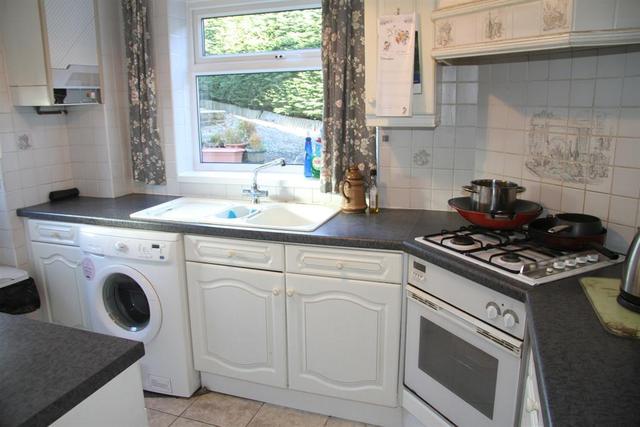  Image of 3 bedroom Semi-Detached house for sale in Woodlea View Yeadon Leeds LS19 at Yeadon Leeds Rawdon, LS19 7LS