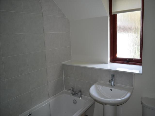  Image of 2 bedroom Flat to rent in Woodside Court Falkirk FK1 at Falkirk Falkirk Falkirk, FK1 5AN