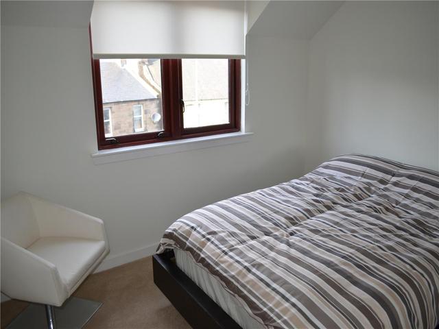  Image of 2 bedroom Flat to rent in Woodside Court Falkirk FK1 at Falkirk Falkirk Falkirk, FK1 5AN