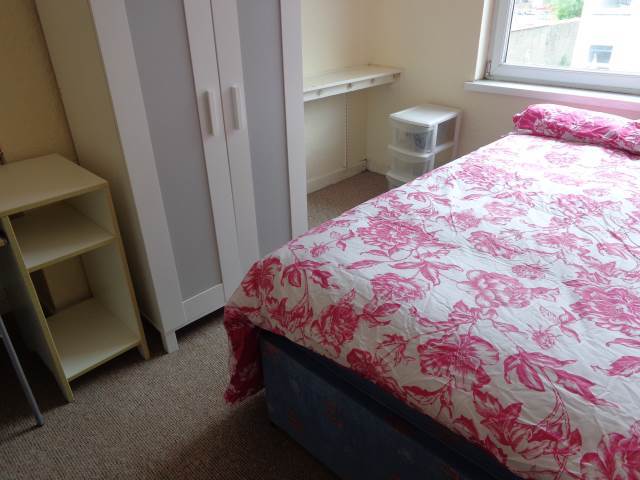 Image of 5 bedroom Detached house to rent in Woodville Road Cathays Cardiff CF24 at Cathays Cardiff Roath, CF24 4NW