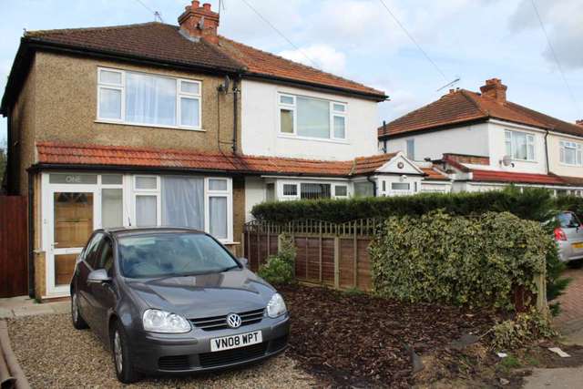 Image of 2 bedroom Semi-Detached house to rent in Worthfield Close Ewell Epsom KT19 at Worthfield Close Ewell Epsom, KT19 9RF