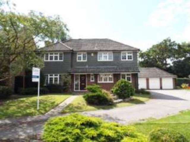  Image of 5 bedroom Detached house for sale in Hilfield Yateley GU46 at Yateley Hampshire Darby Green, GU46 6XP
