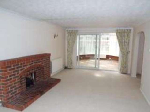  Image of 5 bedroom Detached house for sale in Hilfield Yateley GU46 at Yateley Hampshire Darby Green, GU46 6XP