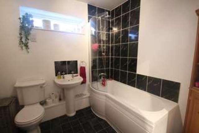  Image of 2 bedroom Flat for sale in Cliftonville Road Northampton NN1 at Cliftonville Road  Northampton, NN1 5BX