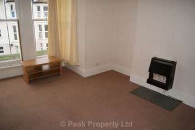  Image of Studio flat to rent in York Road Southend-on-Sea SS1 at York Road  Southend On Sea, SS1 2EA