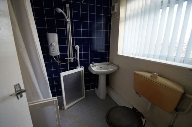  Image of 2 bedroom Flat for sale in Young Street Gilesgate Durham DH1 at Young Street  Gilesgate, DH1 2JU