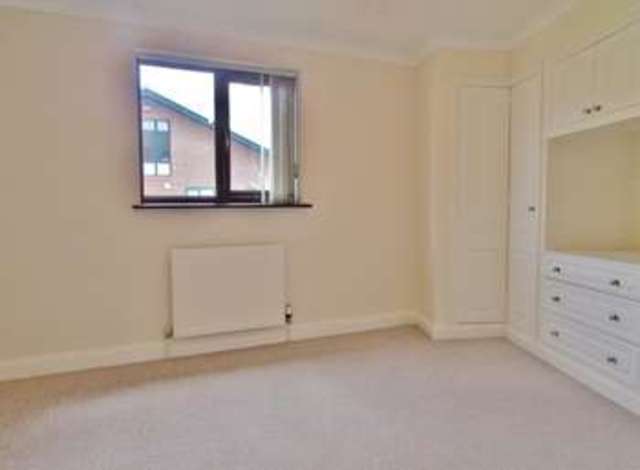 Image of 5 bedroom Town House to rent in Stirlings Road Wantage OX12 at Wantage, OX12 7BB