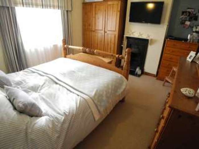  Image of 2 bedroom Cottage for sale in Station Road Earsham Bungay NR35 at Earsham Bungay Suffolk, NR35 2TS