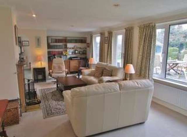  Image of 5 bedroom Detached house for sale in Church Way Sparsholt Wantage OX12 at Westcot  Wantage, OX12 9PY