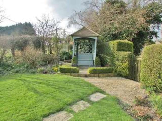  Image of 5 bedroom Detached house for sale in Church Way Sparsholt Wantage OX12 at Westcot  Wantage, OX12 9PY