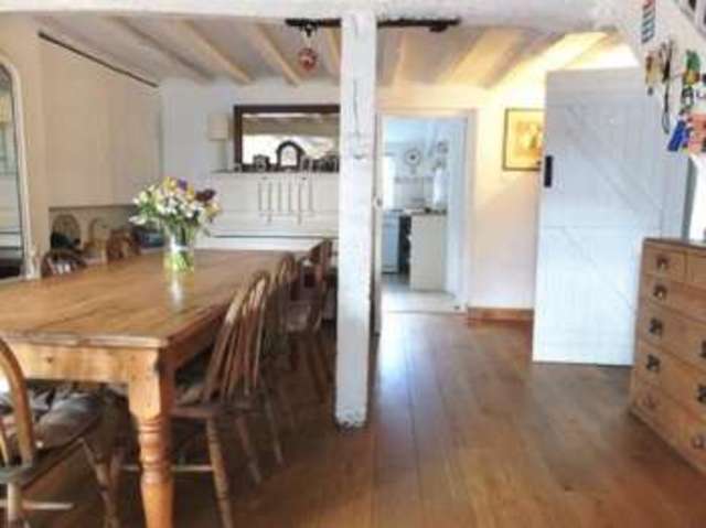  Image of 3 bedroom End of Terrace for sale in Longcot Road Shrivenham Swindon SN6 at Longcot Road Shrivenham SWINDON, SN6 8AL