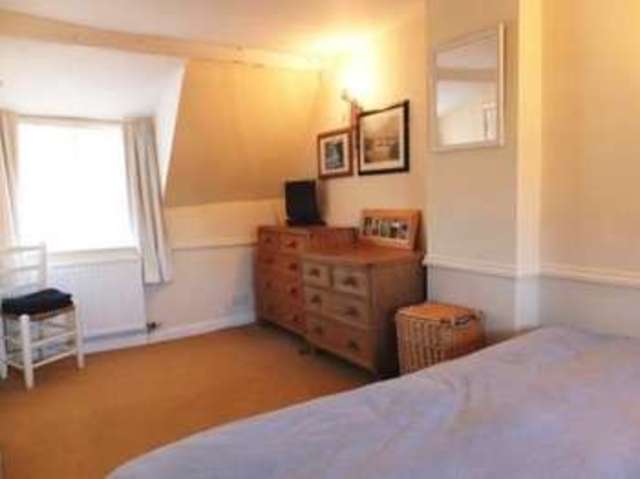  Image of 3 bedroom End of Terrace for sale in Longcot Road Shrivenham Swindon SN6 at Longcot Road Shrivenham SWINDON, SN6 8AL