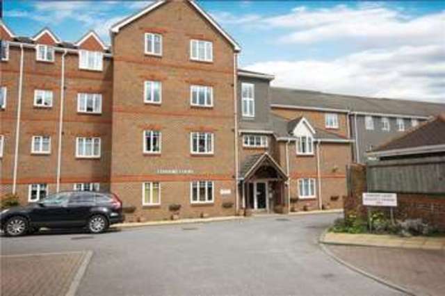  Image of 1 bedroom Apartment for sale in York Road Woking GU22 at 5 York Road Woking Woking, GU22 7XP