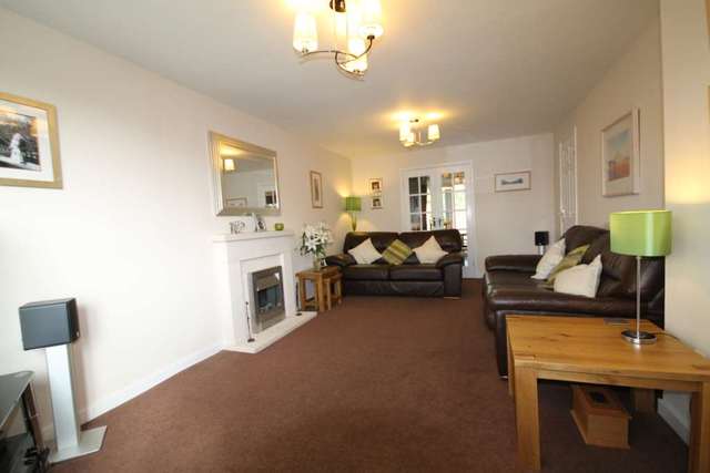  Image of 4 bedroom Detached house for sale in Northumberland Avenue Market Bosworth Nuneaton CV13 at Northumberland Avenue Market Bosworth Nuneaton, CV13 0RJ