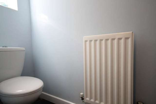  Image of 4 bedroom Detached house for sale in Northumberland Avenue Market Bosworth Nuneaton CV13 at Northumberland Avenue Market Bosworth Nuneaton, CV13 0RJ