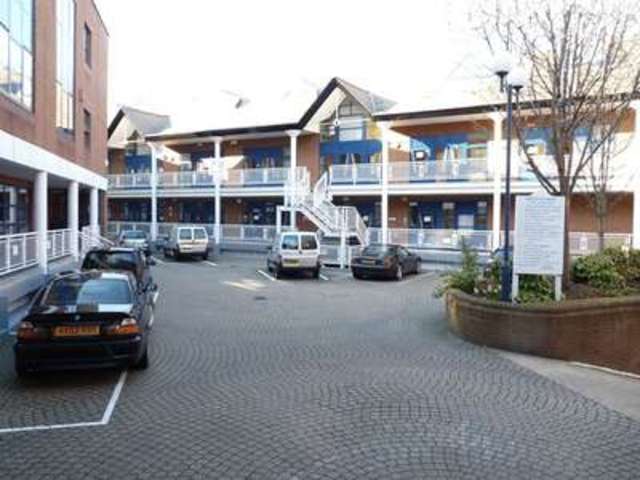  Image of Property to rent in London Road Kingston upon Thames KT2 at 1 London Road Kingston, KT2 6PT