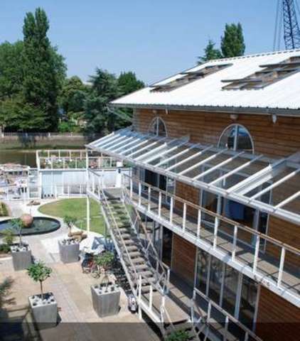  Image of Property to rent in Eel Pie Island Twickenham TW1 at Eel Pie Island Twickenham, TW1 3DY