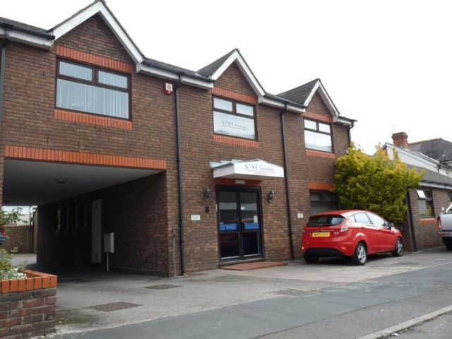  Image of Property for sale in Chapel Grove Addlestone KT15 at Chapel Grove Addlestone, KT15 1UG