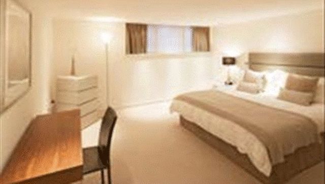  Image of 1 bedroom Flat to rent in Young Street London W8 at Young Street  London, W8 5EH