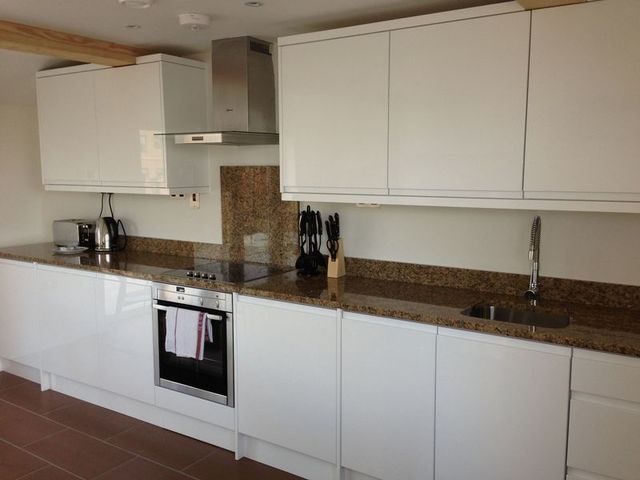  Image of 2 bedroom Property to rent in Commercial Road London E14 at Commercial Road  London, E14 7LW