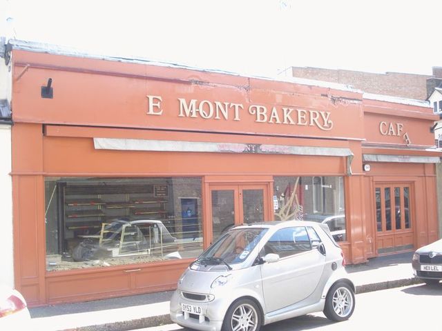  Image of Property to rent in Queens Road Twickenham TW1 at Queens Road  Twickenham, TW1 4ET