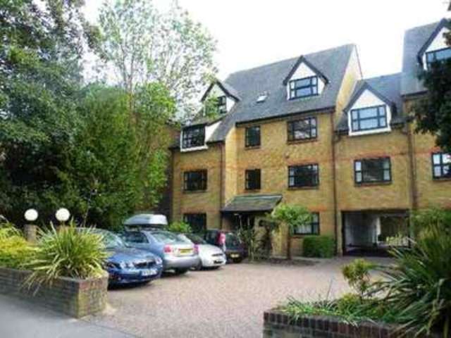 Image of 2 bedroom Flat for sale in Albemarle Park Albemarle Road Beckenham BR3 at Beckenham  Kent, BR3 5XG