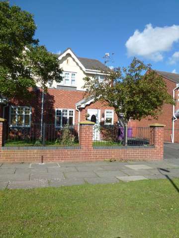  Image of 3 bedroom Semi-Detached house to rent in Alderwood Avenue Liverpool L24 at Alderwood Avenue Speke Liverpool, L24 2UB