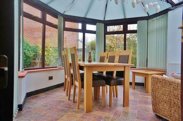  Image of 4 bedroom Detached house for sale in Alexander Close Abingdon OX14 at Abingdon, OX14 1XA