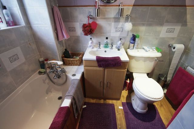  Image of 3 bedroom Semi-Detached house for sale in Alexandra Crescent Elland HX5 at Alexandra Crescent  Elland, HX5 9EH