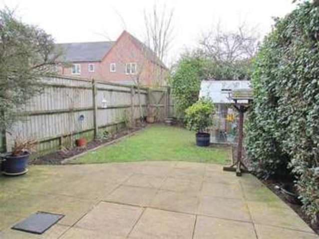  Image of 4 bedroom Town House to rent in Anna Pavlova Close Abingdon OX14 at Abingdon, OX14 1TE