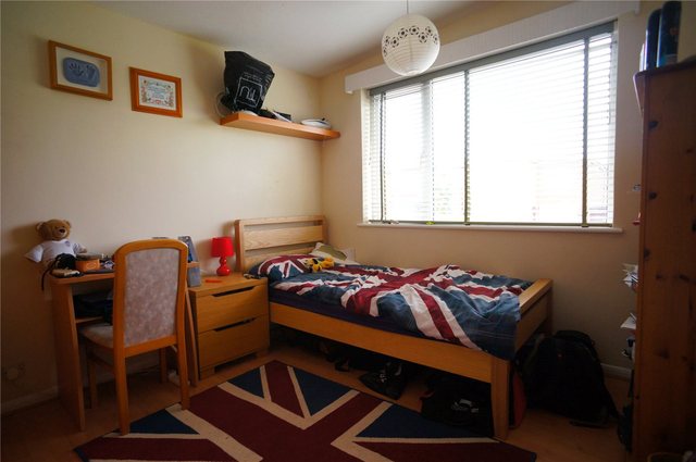  Image of 4 bedroom Detached house for sale in Appleshaw Close Gravesend DA11 at Gravesend Kent Perry Street, DA11 7PB