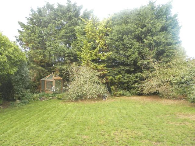  Image of 4 bedroom Detached house for sale in Arlington Avenue Goring-by-Sea Worthing BN12 at Arlington Avenue  Goring Hall, Worthing, BN12 4SX