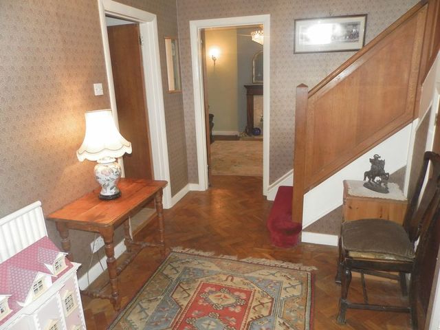  Image of 4 bedroom Detached house for sale in Arlington Avenue Goring-by-Sea Worthing BN12 at Arlington Avenue  Goring Hall, Worthing, BN12 4SX