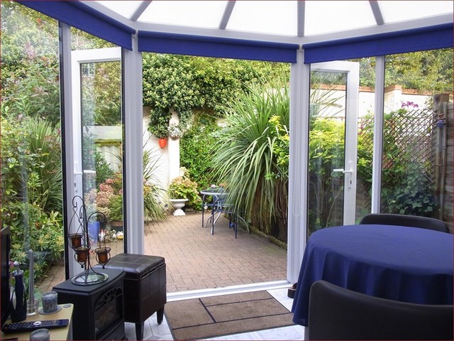  Image of 2 bedroom Terraced house for sale in Artesian Grove New Barnet Barnet EN5 at Artesian Grove  New Barnet, EN5 5HU