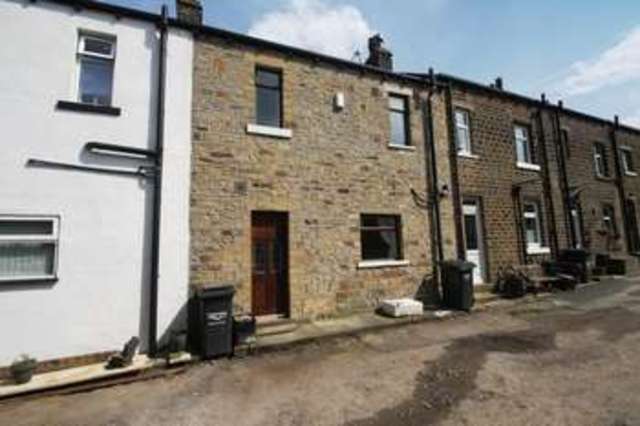  Image of 2 bedroom Terraced house to rent in Ashfield Terrace Greetland Halifax HX4 at Ashfield Terrace Greetland Halifax, HX4 8HZ