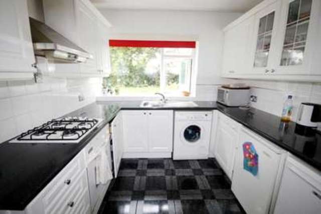  Image of 2 bedroom Ground Flat for sale in Abbey Park Beckenham BR3 at Abbey Park Beckenham Beckenham, BR3 1QE