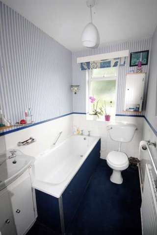  Image of 2 bedroom Ground Flat for sale in Abbey Park Beckenham BR3 at Abbey Park Beckenham Beckenham, BR3 1QE