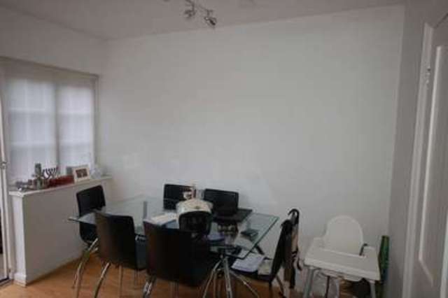  Image of 2 bedroom Semi-Detached house to rent in Asmuns Place London NW11 at Asmuns Place  London, NW11 7XG