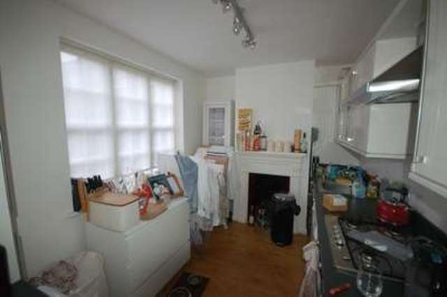  Image of 2 bedroom Semi-Detached house to rent in Asmuns Place London NW11 at Asmuns Place  London, NW11 7XG