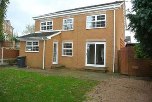  Image of 5 bedroom Detached house for sale in Audley Close Ilkeston DE7 at Audley Close  Ilkeston, DE7 9JH