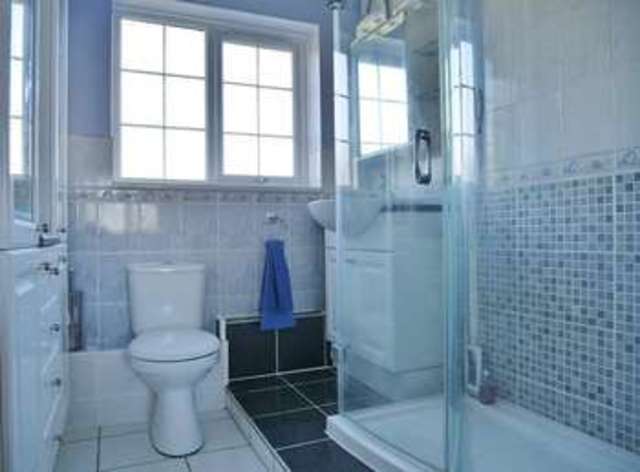  Image of 4 bedroom Detached house for sale in Badgers Copse Radley Abingdon OX14 at Radley  Abingdon, OX14 3BQ