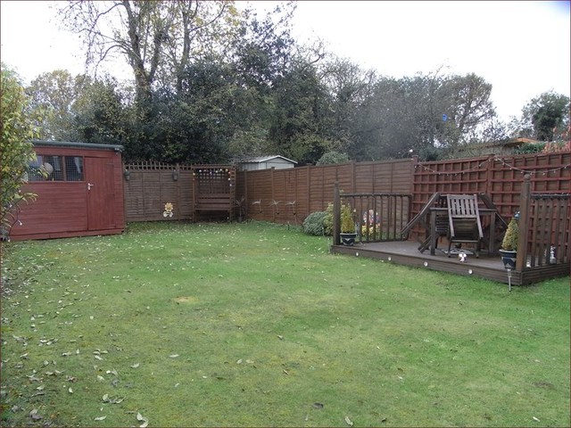  Image of 3 bedroom Detached house for sale in Baring Road Cockfosters Barnet EN4 at Baring Road  New Barnet, EN4 9AN