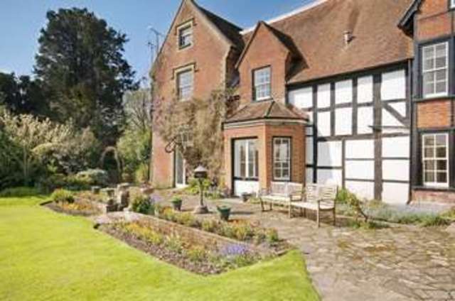  Image of 5 bedroom Detached house for sale in Edward Gardens Bedhampton Havant PO9 at Old Bedhampton Havant Hampshire, PO9 3JJ