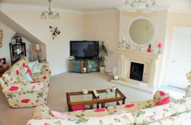  Image of 5 bedroom Detached house for sale in Portsdown Hill Road Havant PO9 at Bedhampton Havant Hampshire, PO9 3JU