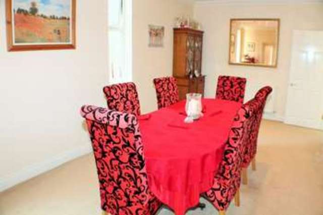  Image of 5 bedroom Detached house for sale in Portsdown Hill Road Havant PO9 at Bedhampton Havant Hampshire, PO9 3JU