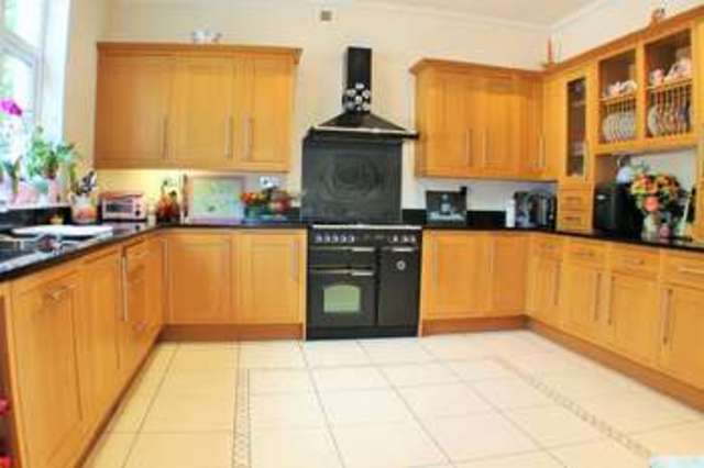 Image of 5 bedroom Detached house for sale in Portsdown Hill Road Havant PO9 at Bedhampton Havant Hampshire, PO9 3JU